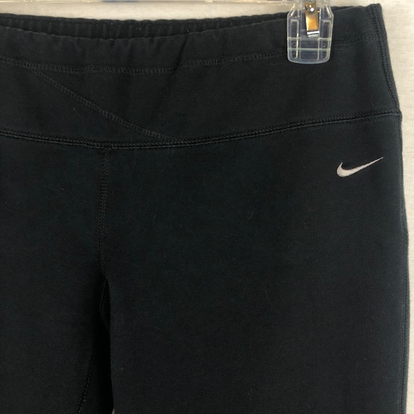 Women's NIKE Sports Capri Leggings -M - Picture 3 of 5